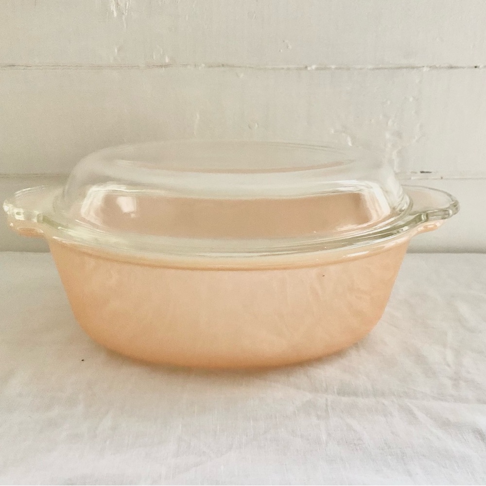 Anchor Hocking Peach Glass Baking Dish with Lid